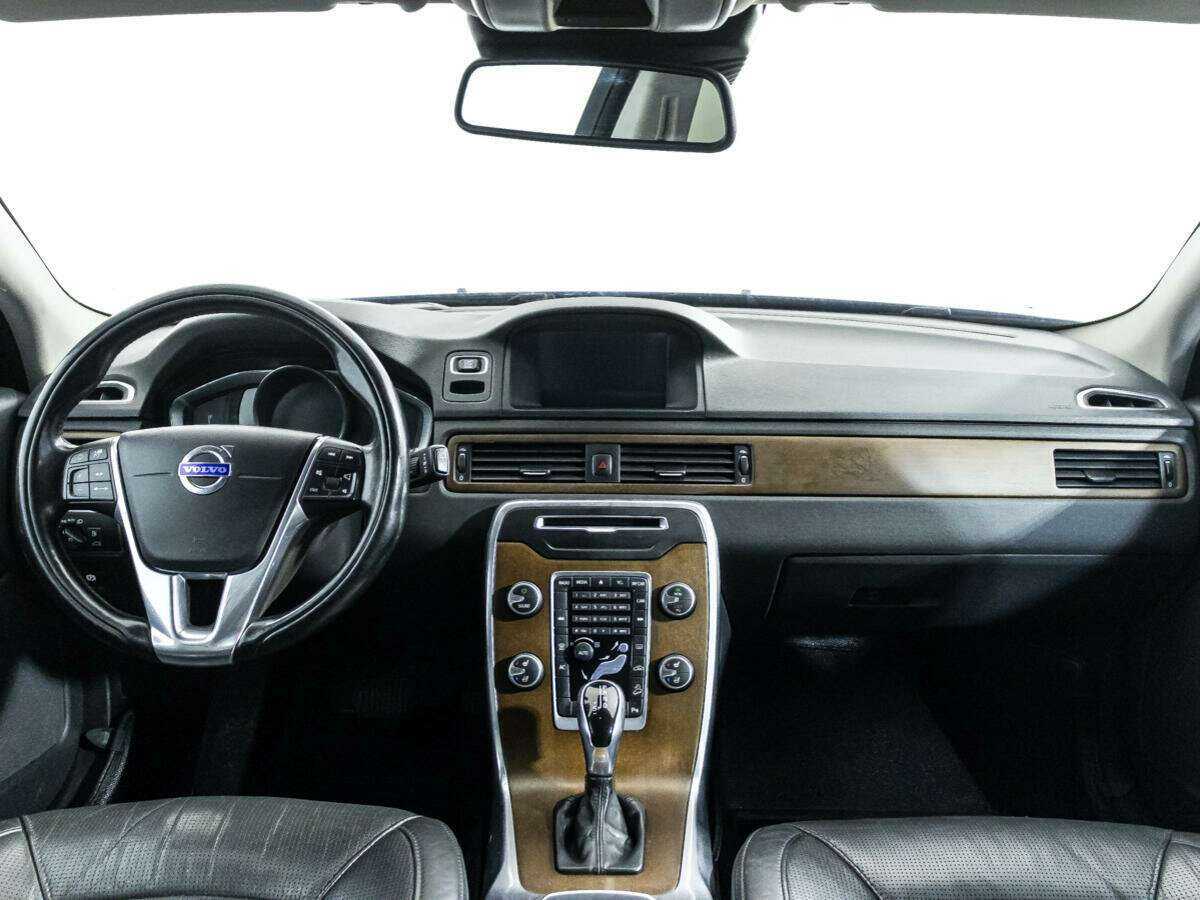 Volvo XC70 с пробегом — 2013 год. Фото: #12