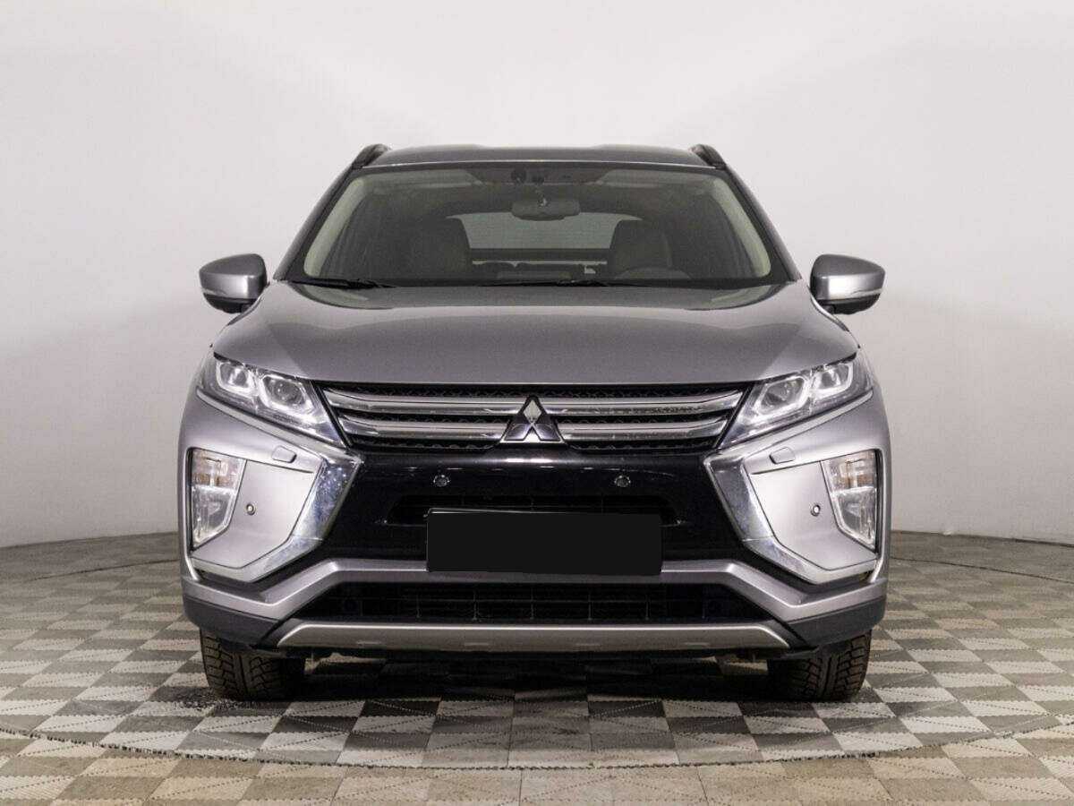 Mitsubishi Eclipse Cross с пробегом — 2018 год. Фото: #1