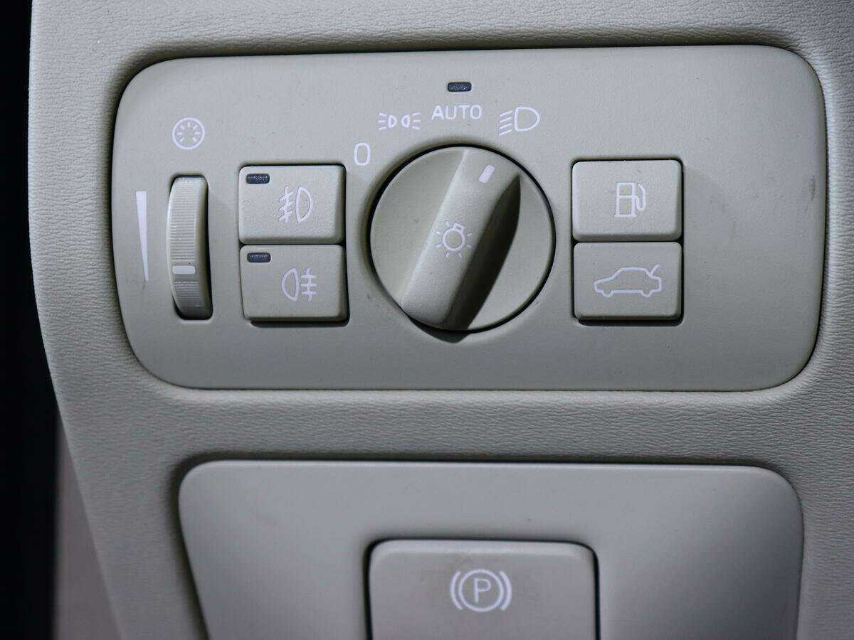 Volvo XC70 с пробегом — 2012 год. Фото: #15