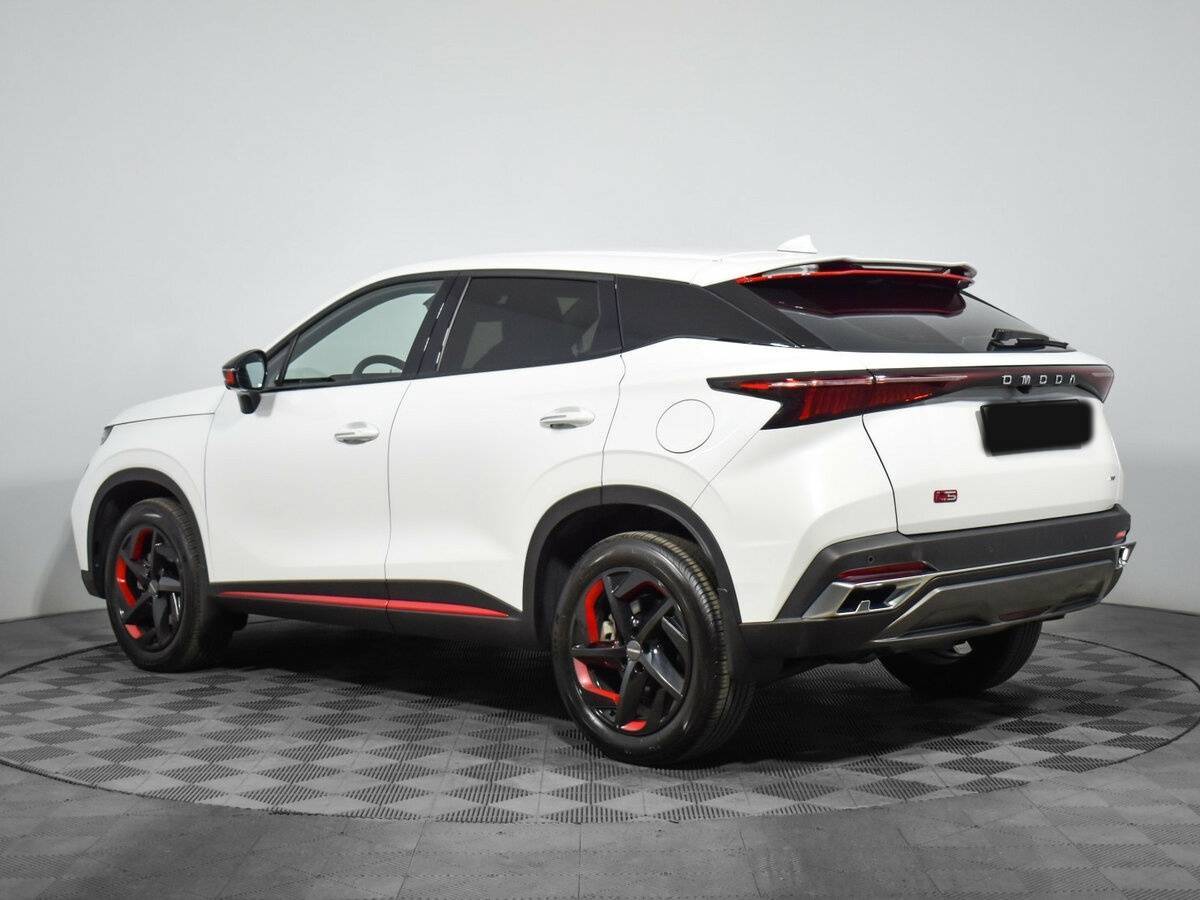 OMODA C5 с пробегом — 2023 год. Фото: #6