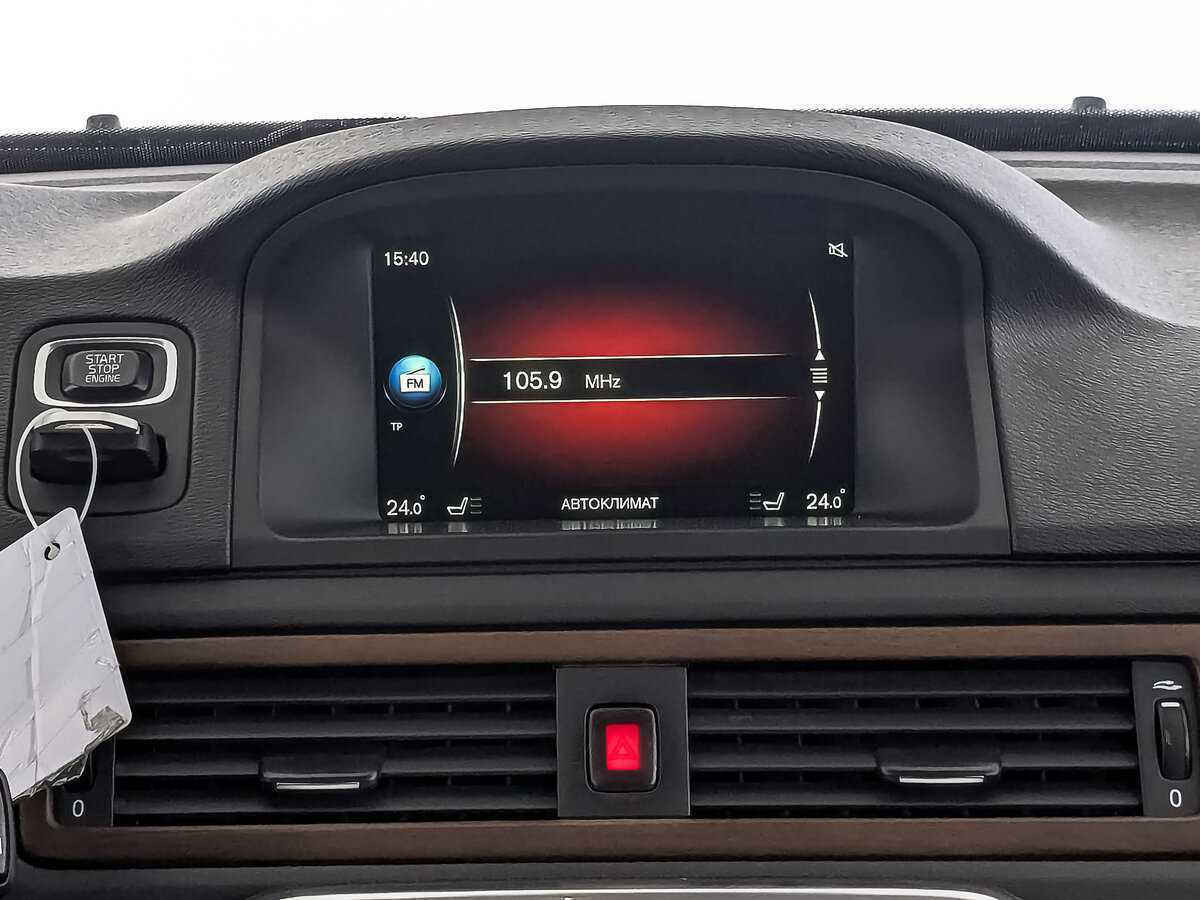 Volvo XC70 с пробегом — 2015 год. Фото: #16