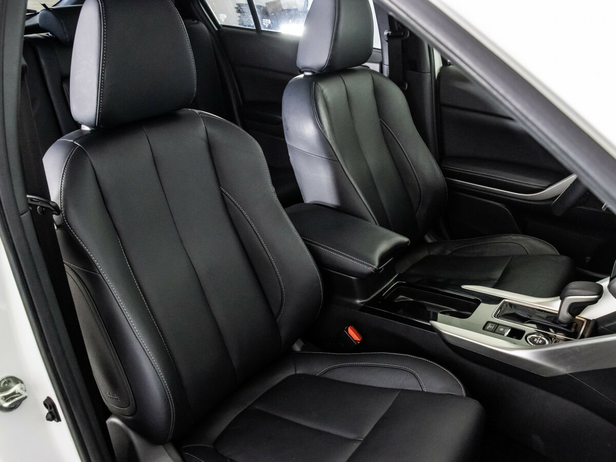 Mitsubishi Eclipse Cross с пробегом — 2022 год. Фото: #23