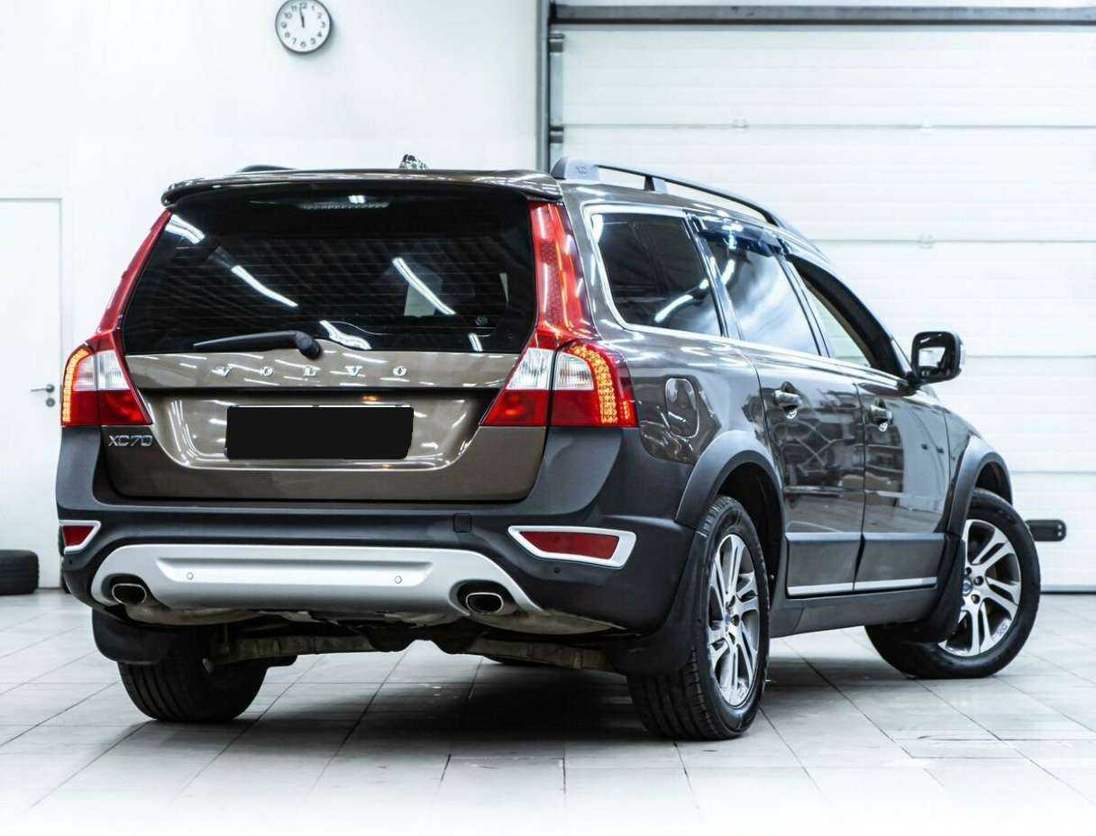 Volvo XC70 с пробегом — 2012 год. Фото: #2