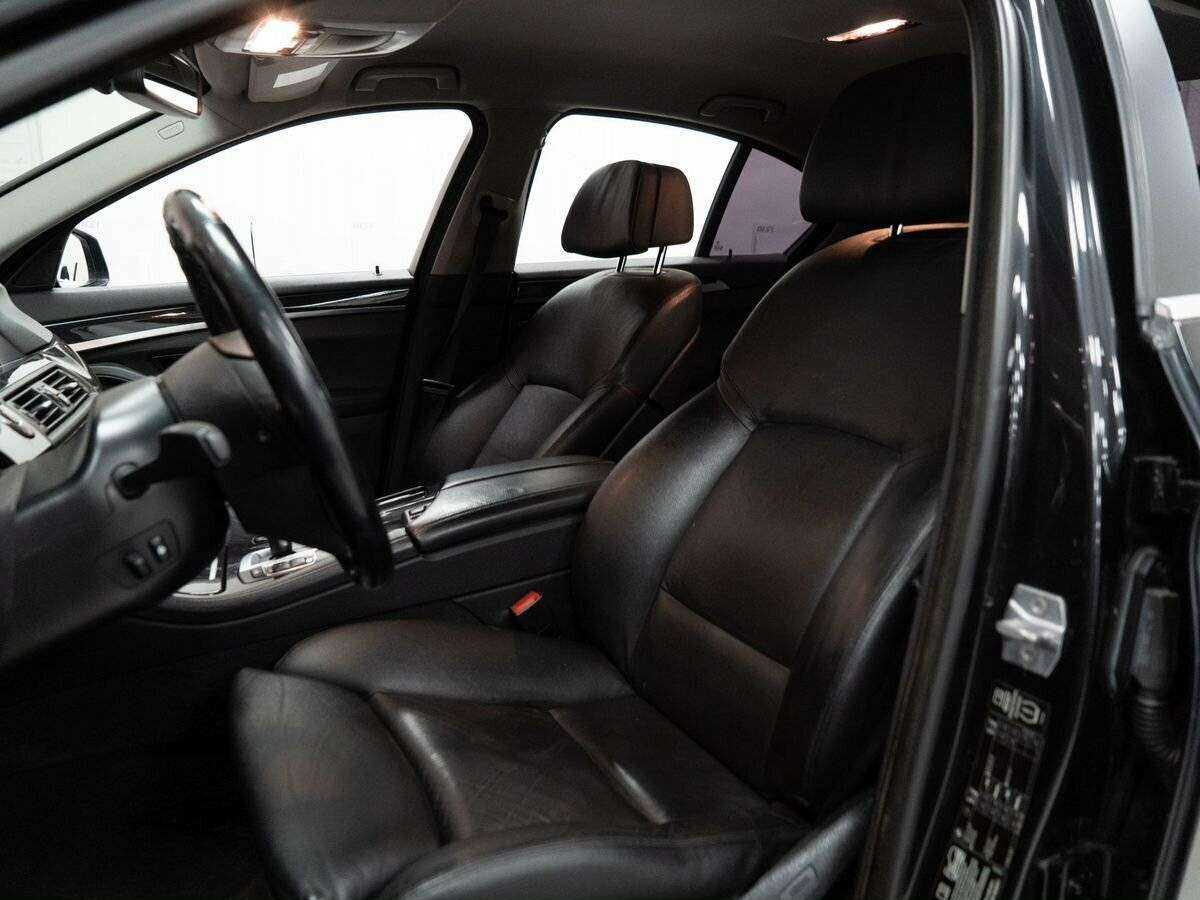 BMW 5 серии с пробегом — 2013 год. Фото: #5