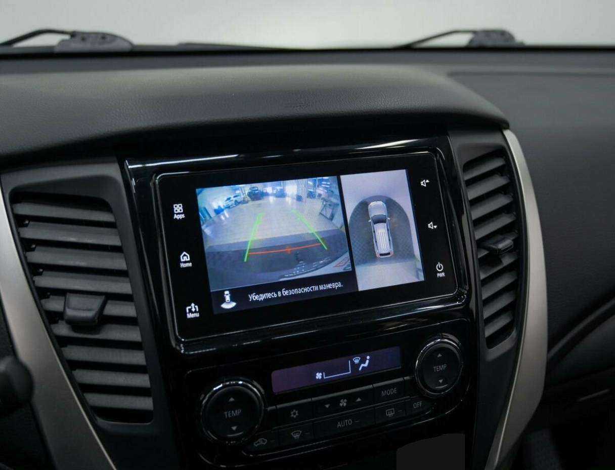 Mitsubishi Pajero Sport с пробегом — 2018 год. Фото: #20