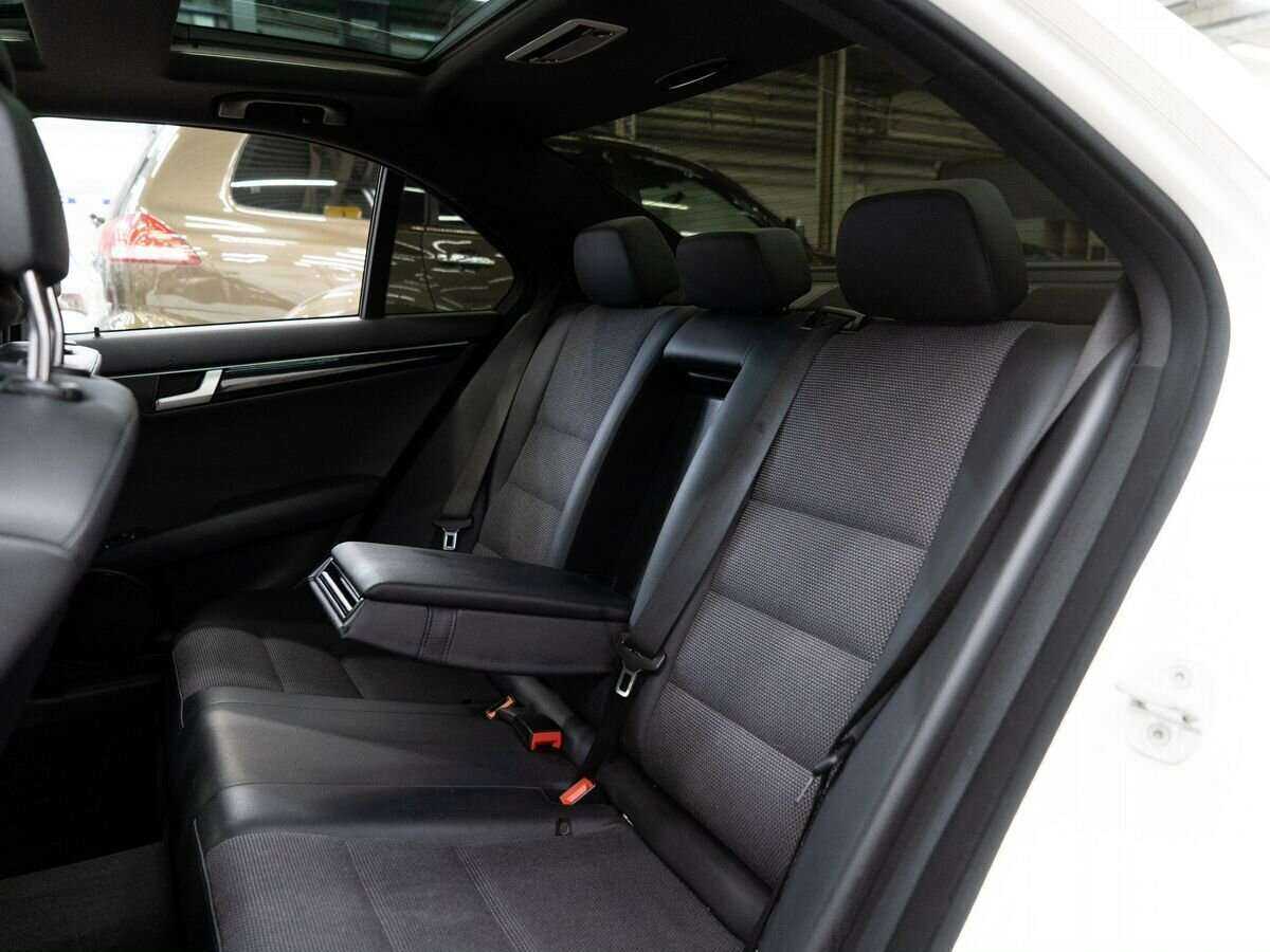 Mercedes-Benz C-Класс с пробегом — 2012 год. Фото: #6