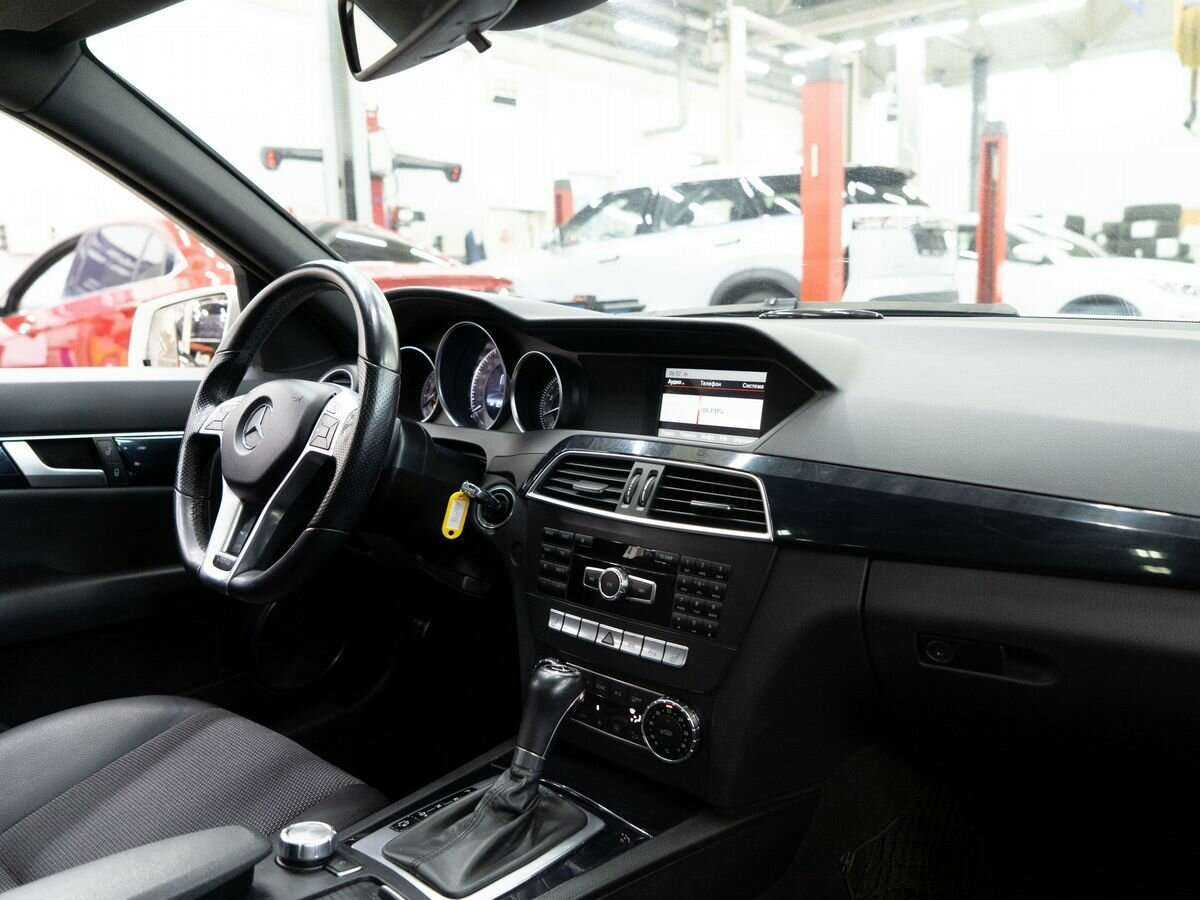 Mercedes-Benz C-Класс с пробегом — 2012 год. Фото: #17