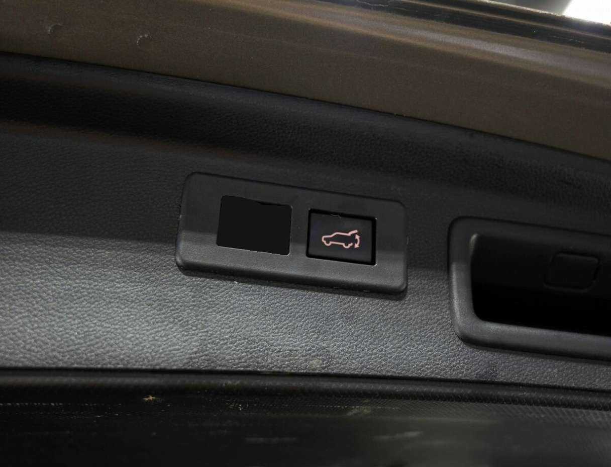 Subaru Forester с пробегом — 2018 год. Фото: #28