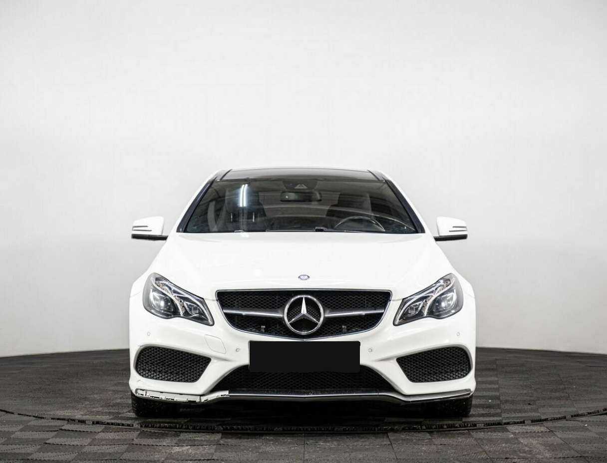 Mercedes-Benz E-Класс с пробегом — 2014 год. Фото: #1