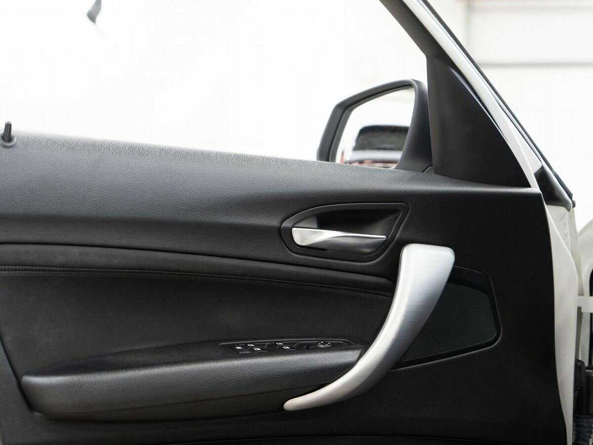 BMW 1 серии с пробегом — 2014 год. Фото: #14