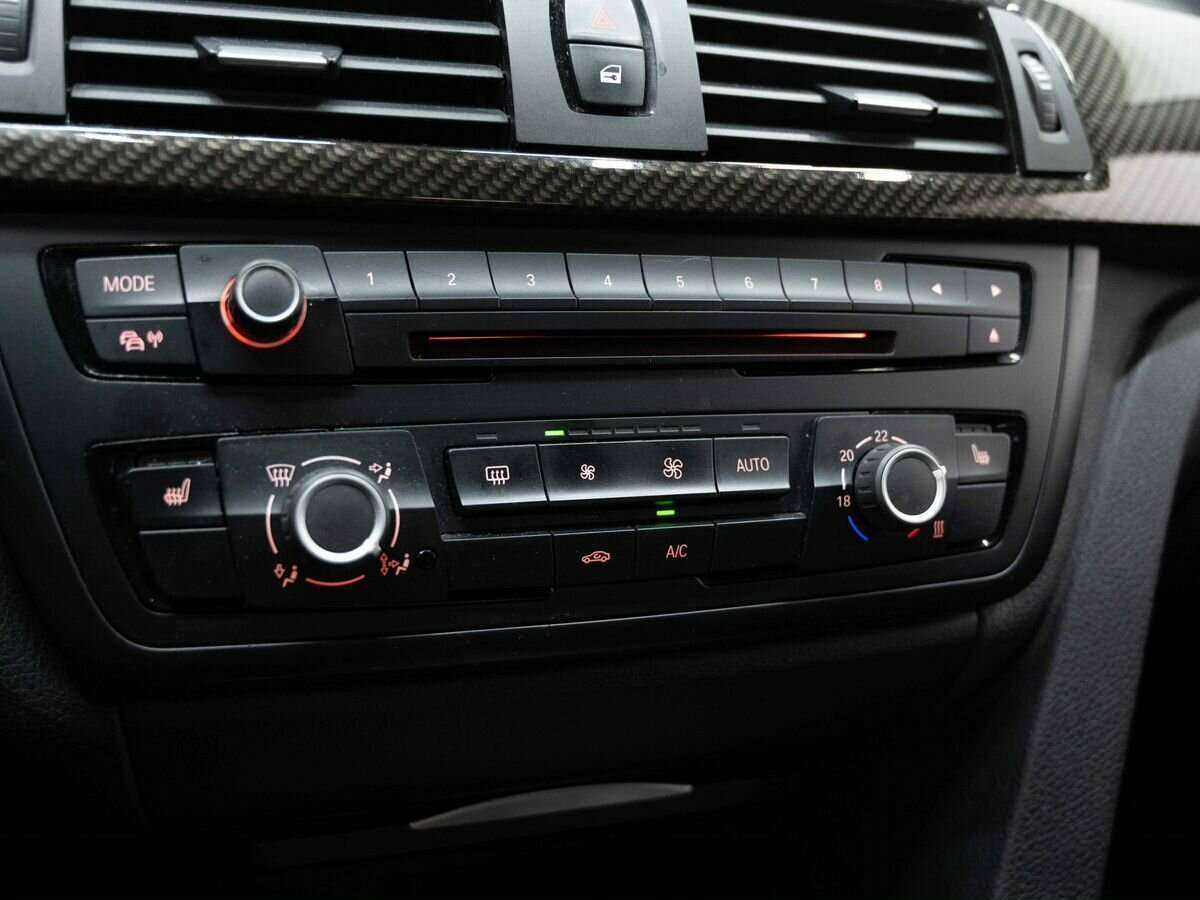 BMW 3 серии с пробегом — 2014 год. Фото: #20