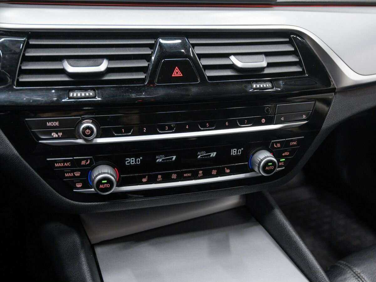 BMW 5 серии с пробегом — 2018 год. Фото: #20