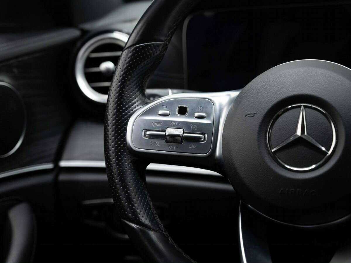 Mercedes-Benz E-Класс с пробегом — 2018 год. Фото: #16