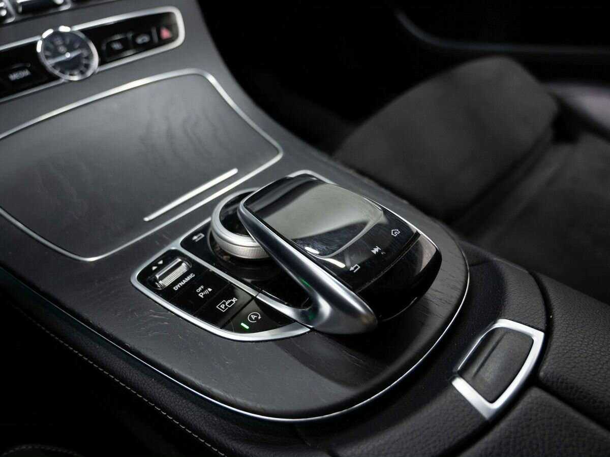 Mercedes-Benz E-Класс с пробегом — 2018 год. Фото: #21