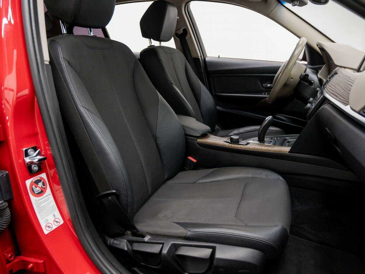 BMW 3 серии с пробегом — 2012 год. Фото: #4