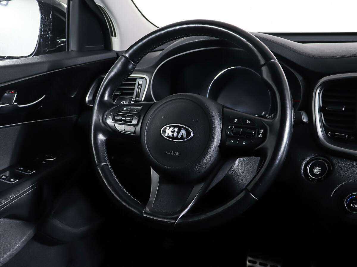 Kia Sorento с пробегом — 2015 год. Фото: #13
