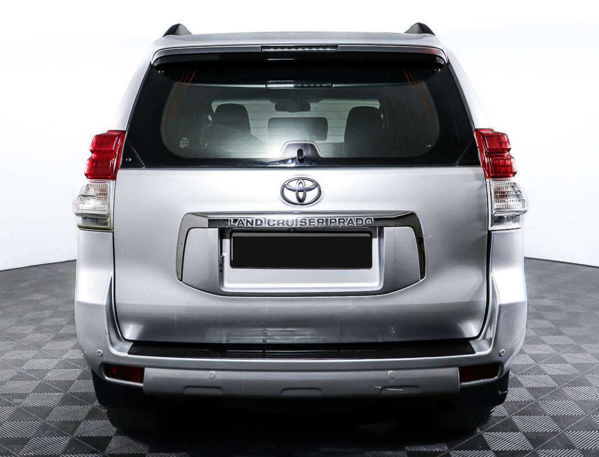 Toyota Land Cruiser Prado с пробегом — 2012 год. Фото: #5
