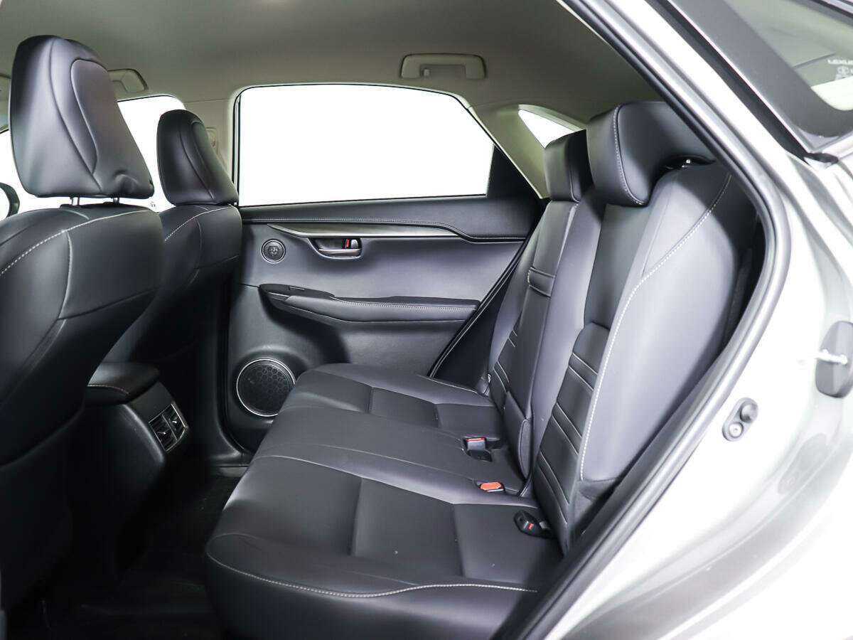 Lexus NX с пробегом — 2016 год. Фото: #9