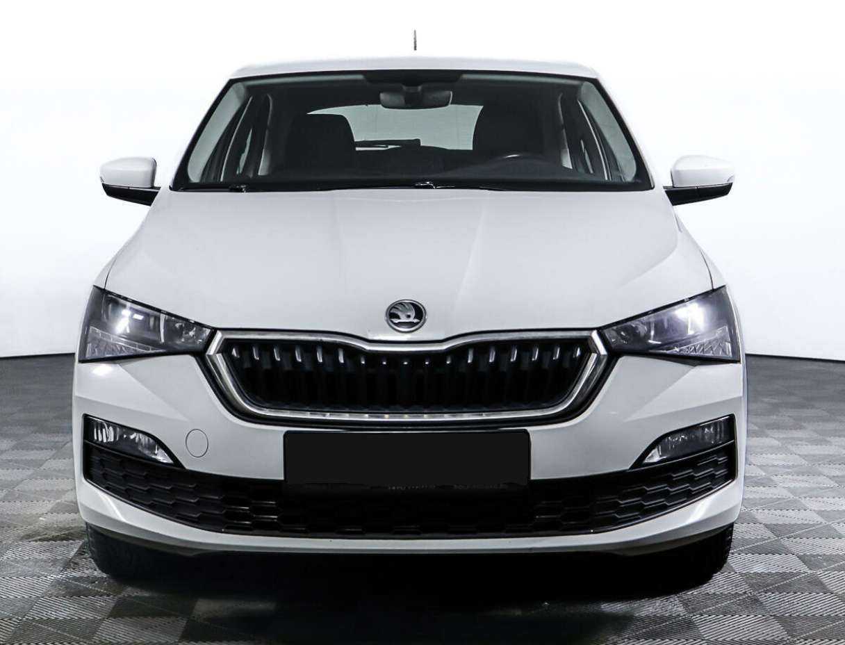 Skoda Rapid с пробегом — 2020 год. Фото: #1