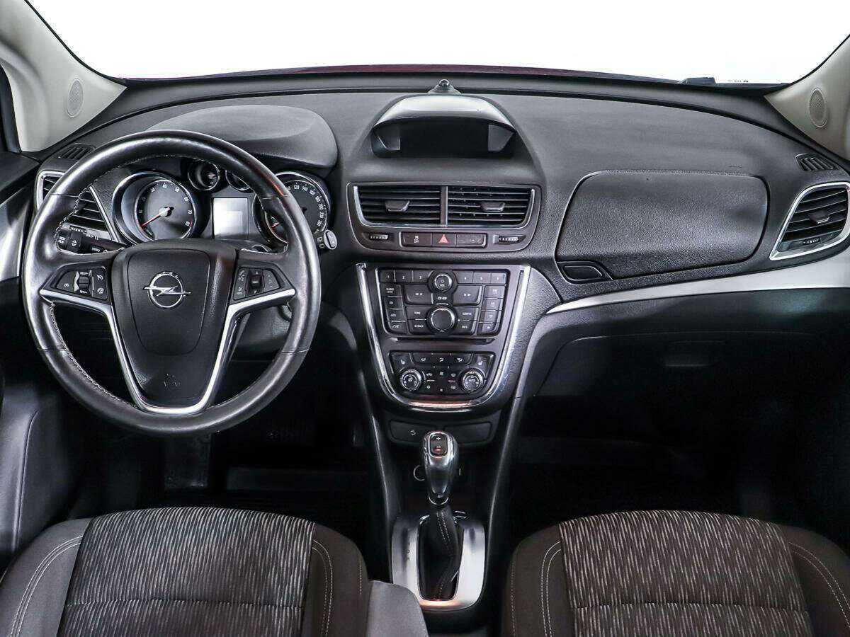 Opel Mokka с пробегом — 2014 год. Фото: #10