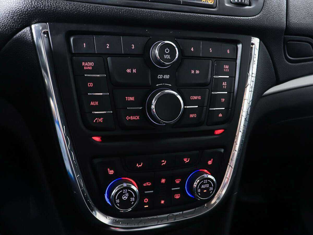 Opel Mokka с пробегом — 2014 год. Фото: #17