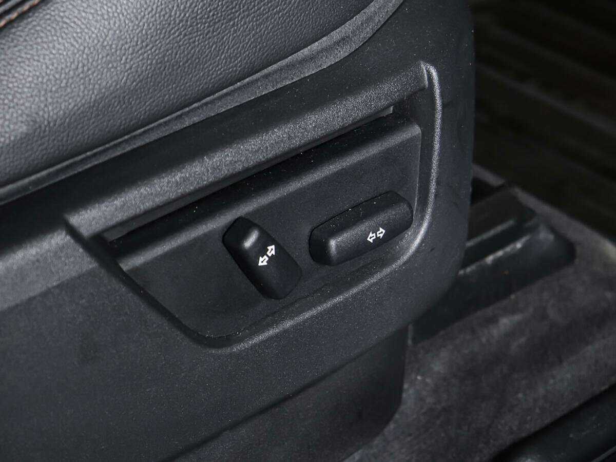 Land Rover Freelander с пробегом — 2012 год. Фото: #15