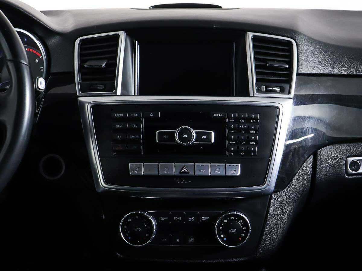 Mercedes-Benz M-Класс с пробегом — 2013 год. Фото: #11