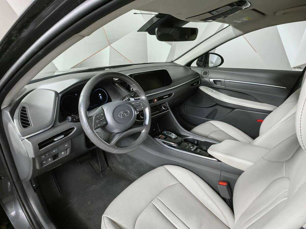 Hyundai Sonata с пробегом — 2020 год. Фото: #14