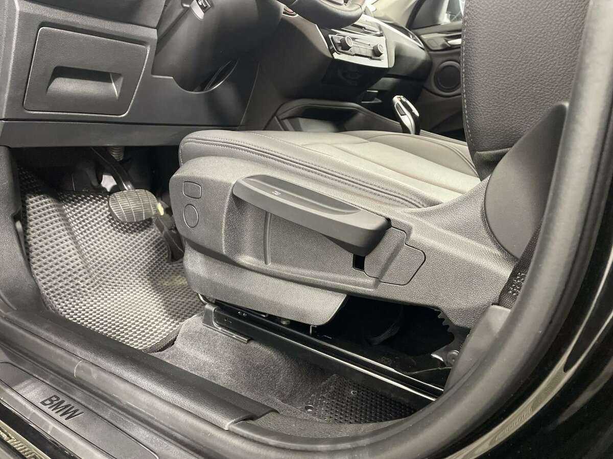 BMW X1 с пробегом — 2021 год. Фото: #8