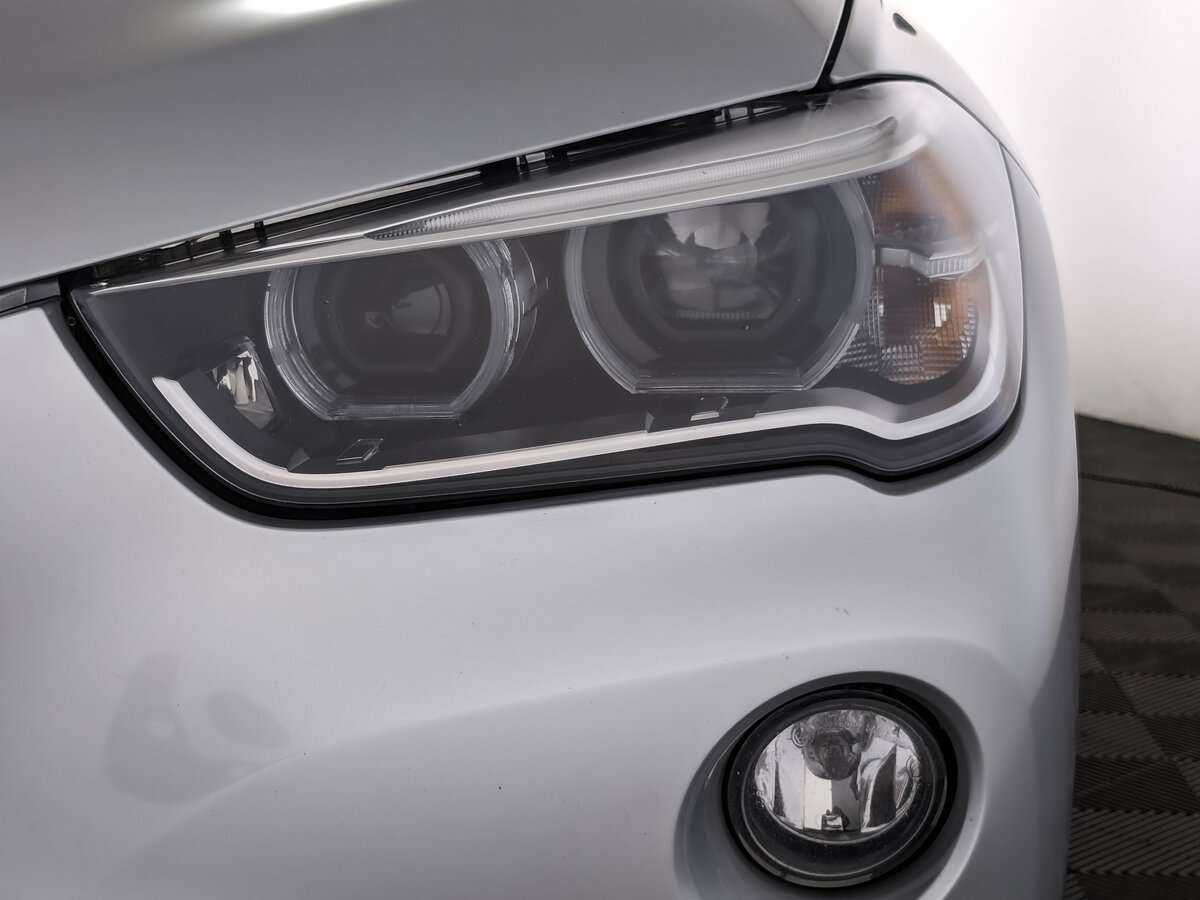 BMW X1 с пробегом — 2015 год. Фото: #10