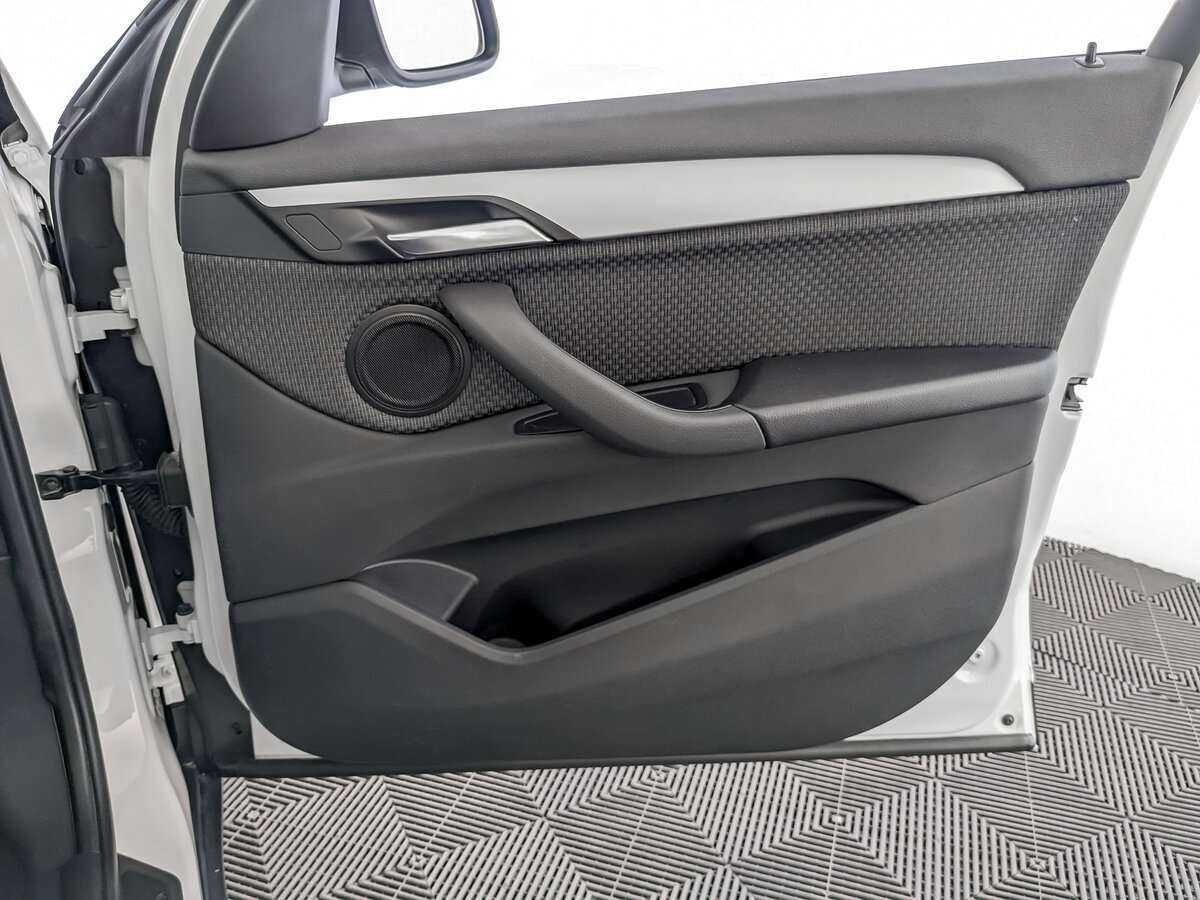 BMW X1 с пробегом — 2019 год. Фото: #19