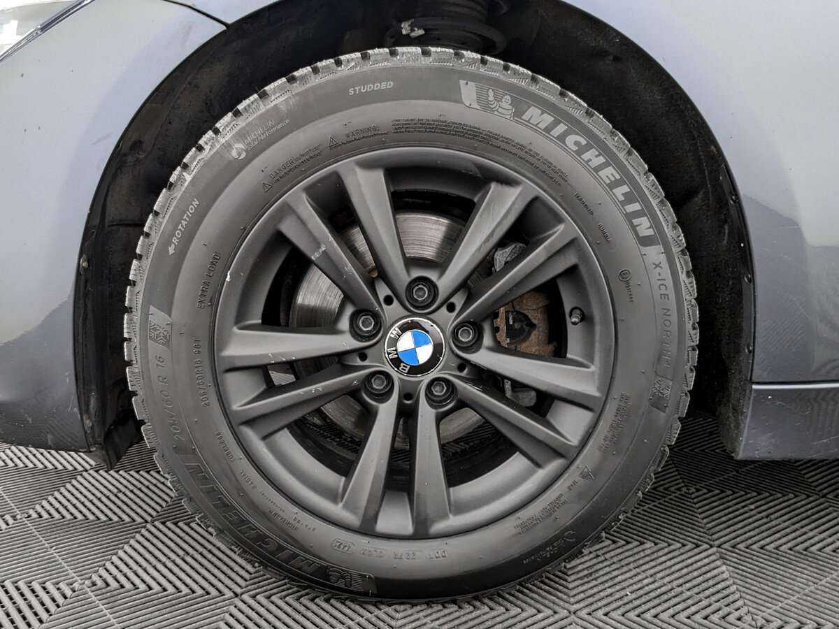 BMW 3 серии с пробегом — 2018 год. Фото: #17