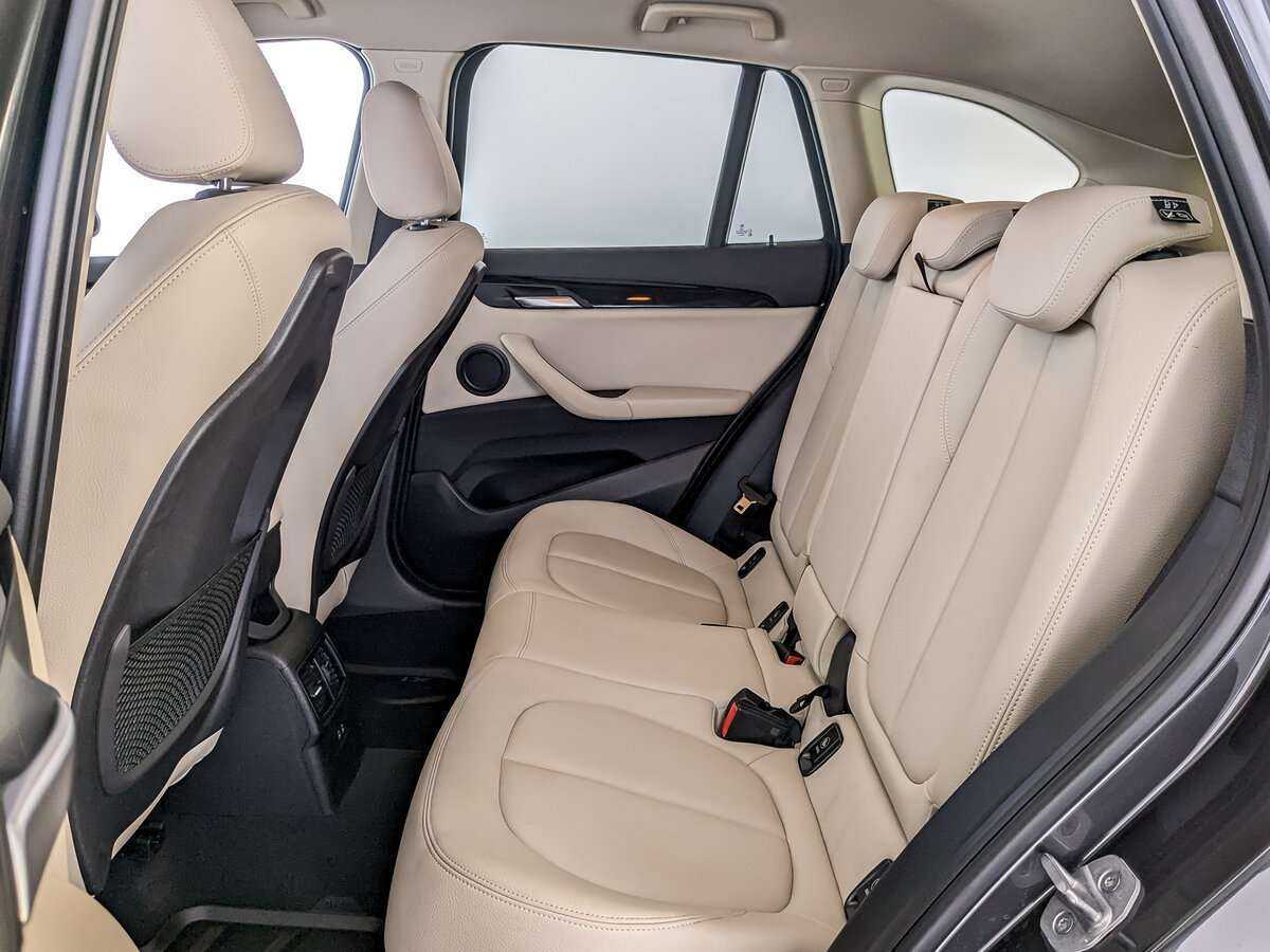 BMW X1 с пробегом — 2021 год. Фото: #9