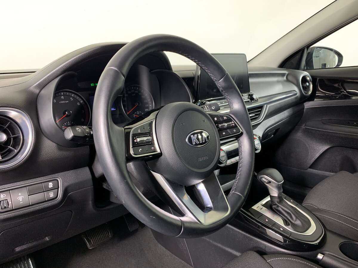 Kia Cerato с пробегом — 2021 год. Фото: #8