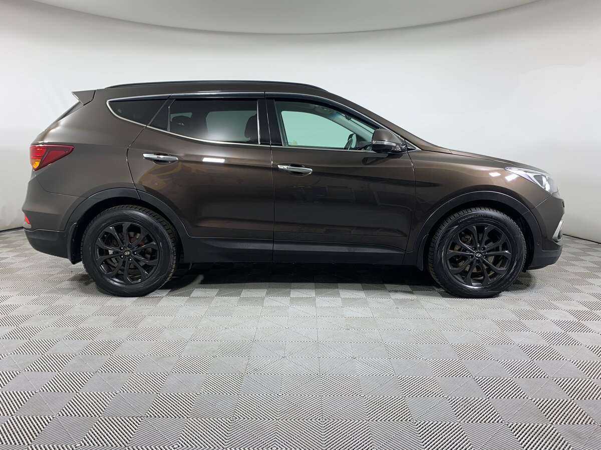 Hyundai Santa Fe с пробегом — 2017 год. Фото: #3