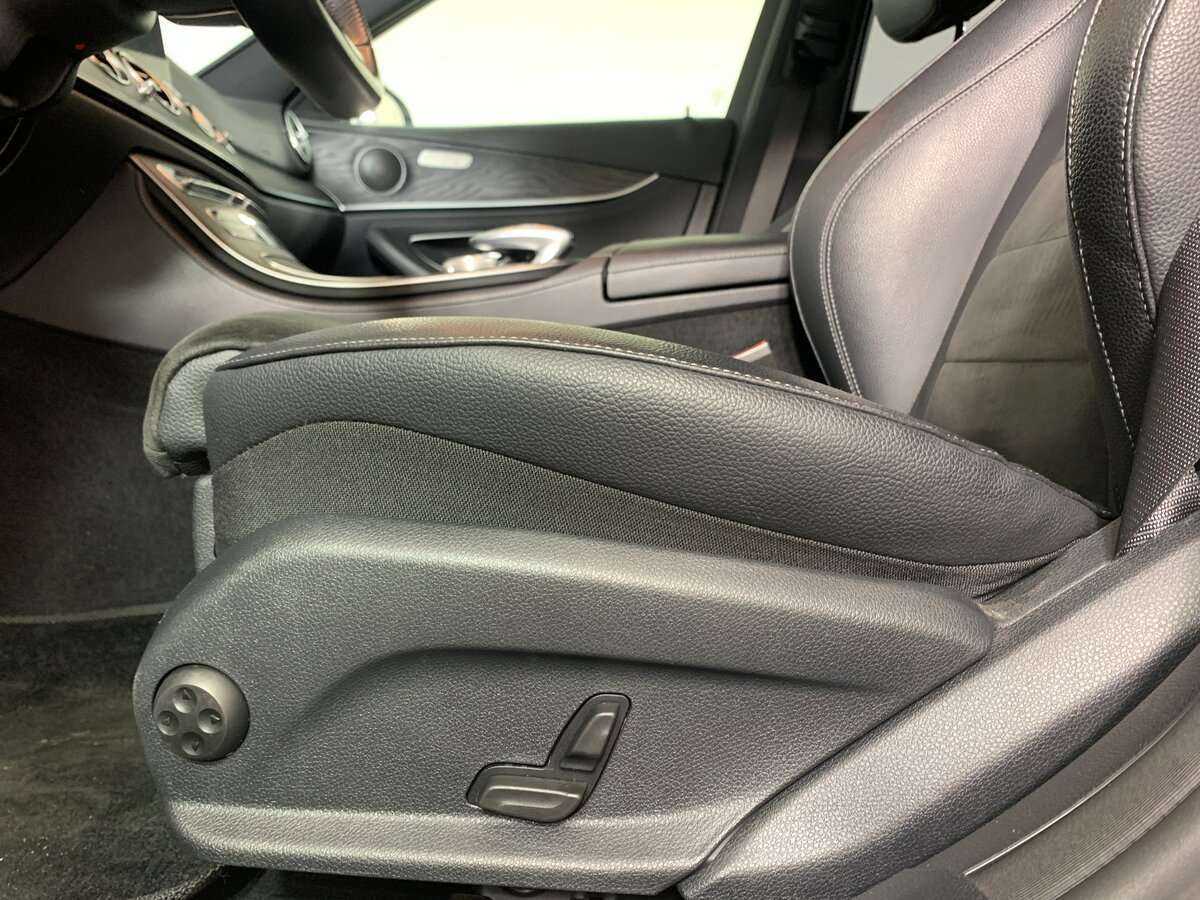 Mercedes-Benz E-Класс с пробегом — 2018 год. Фото: #18