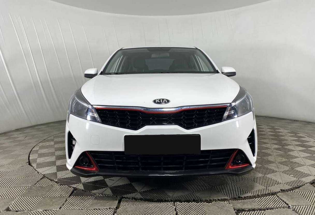 Kia Rio с пробегом — 2021 год. Фото: #1