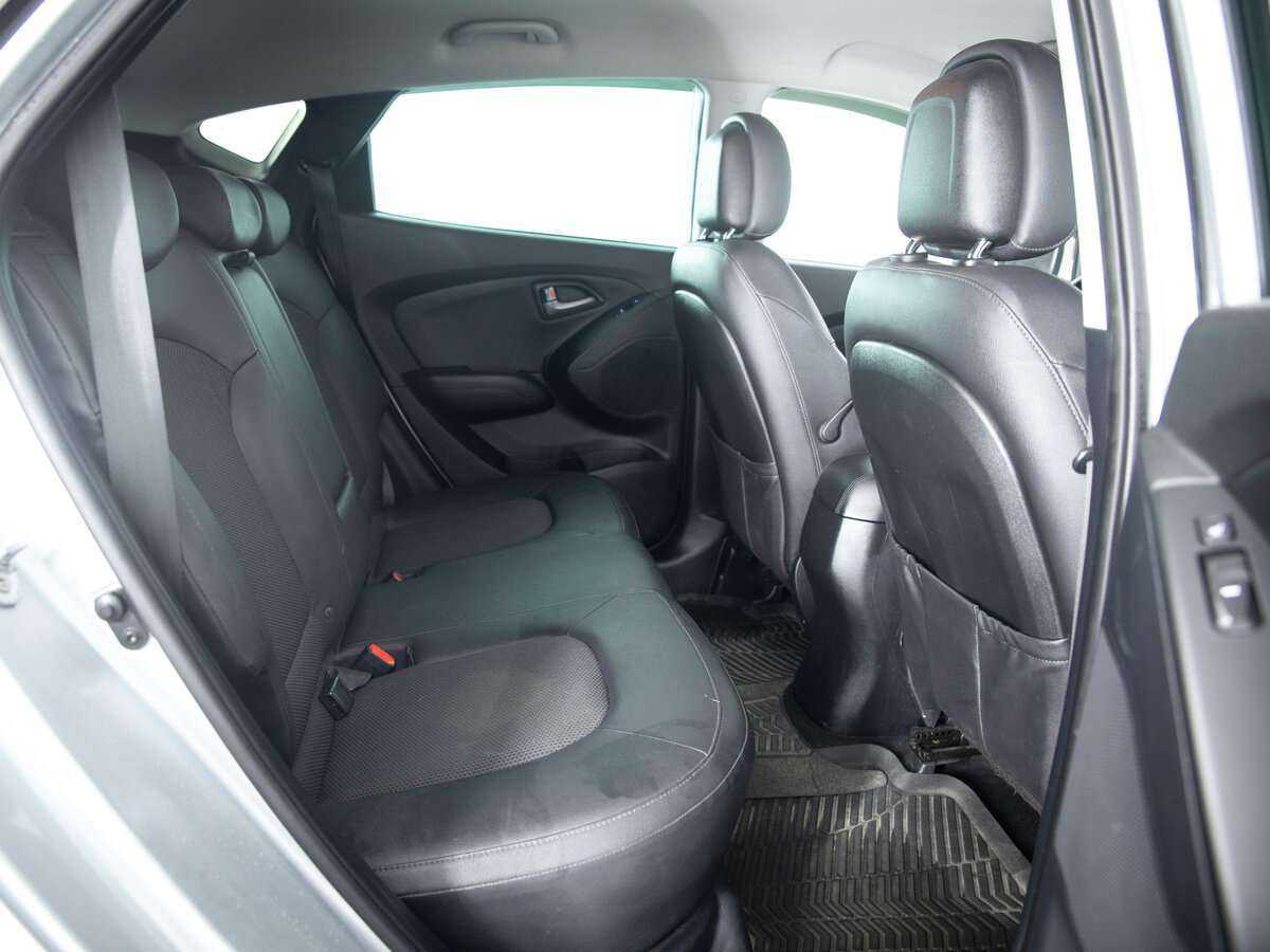Hyundai ix35 с пробегом — 2015 год. Фото: #15