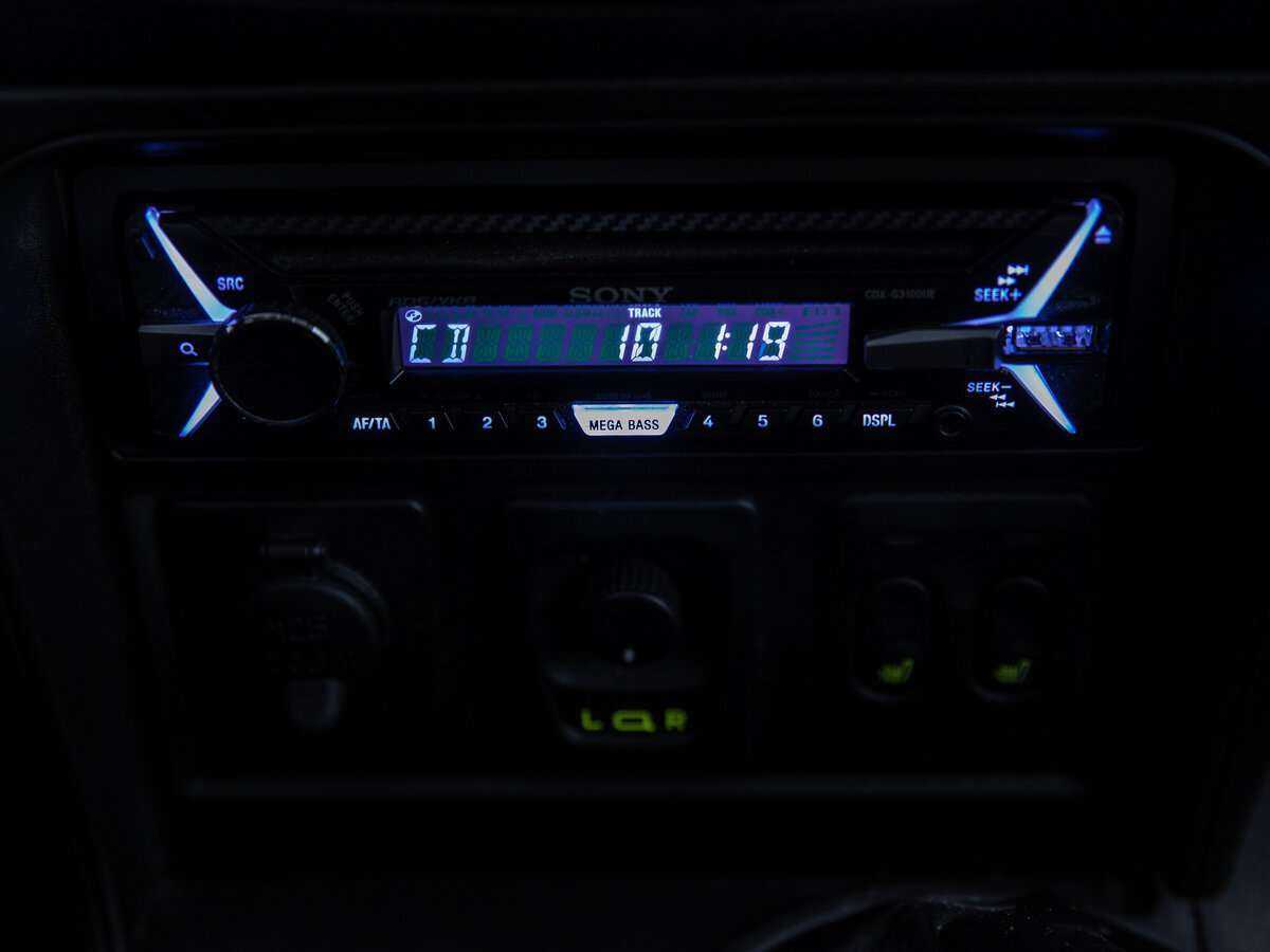 Chevrolet Niva с пробегом — 2015 год. Фото: #10