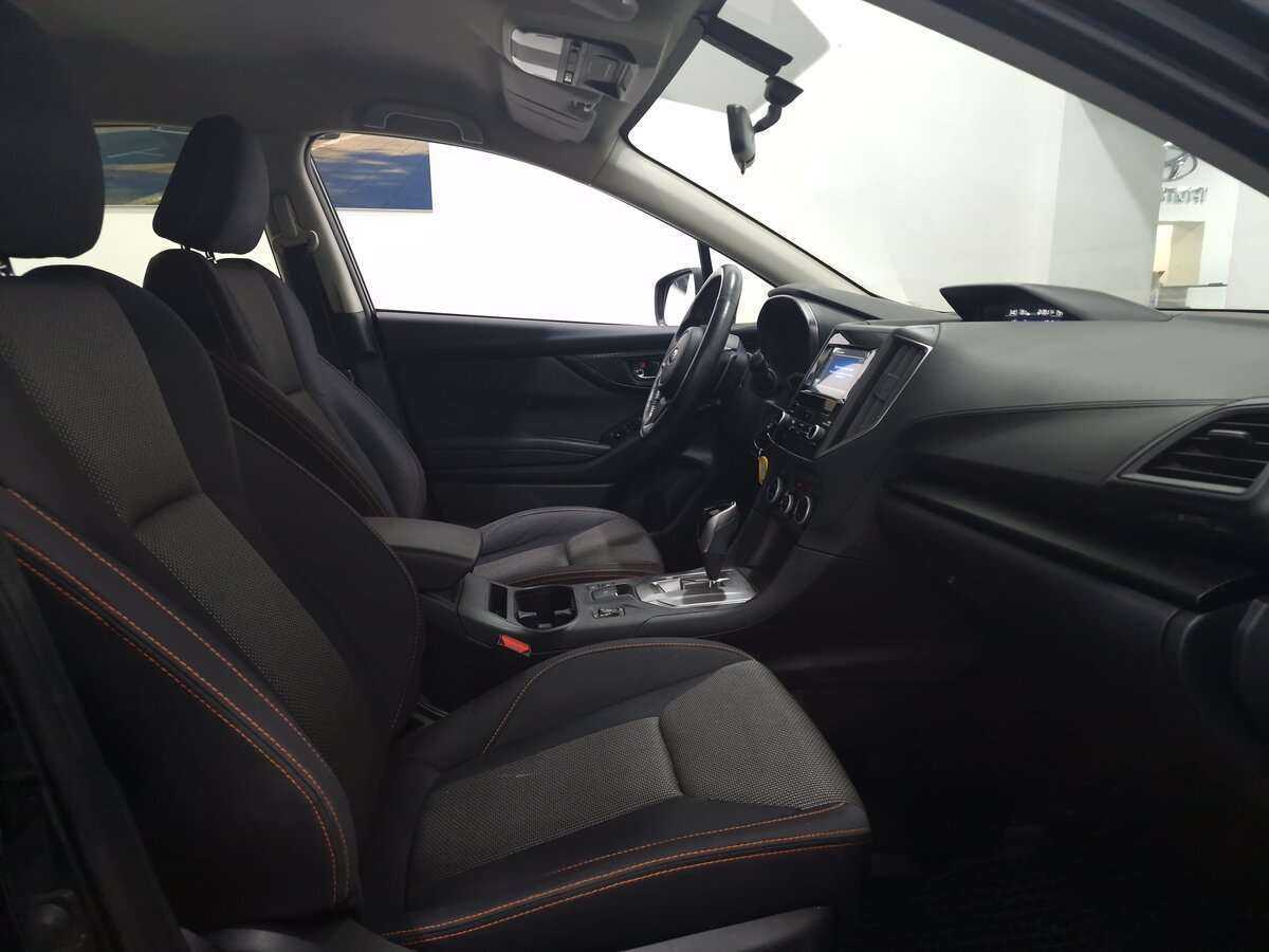 Subaru XV с пробегом — 2017 год. Фото: #4