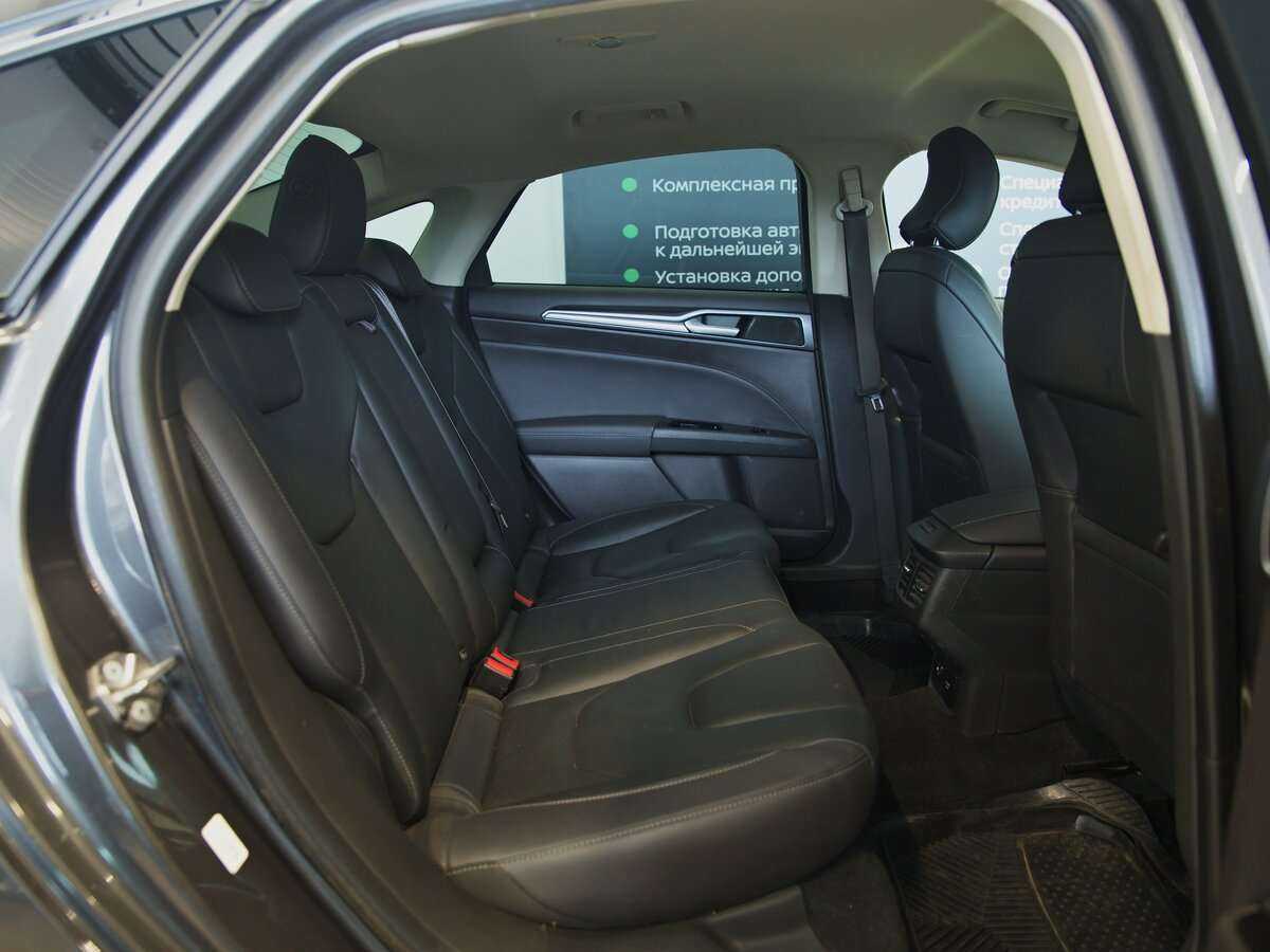 Ford Mondeo с пробегом — 2017 год. Фото: #3
