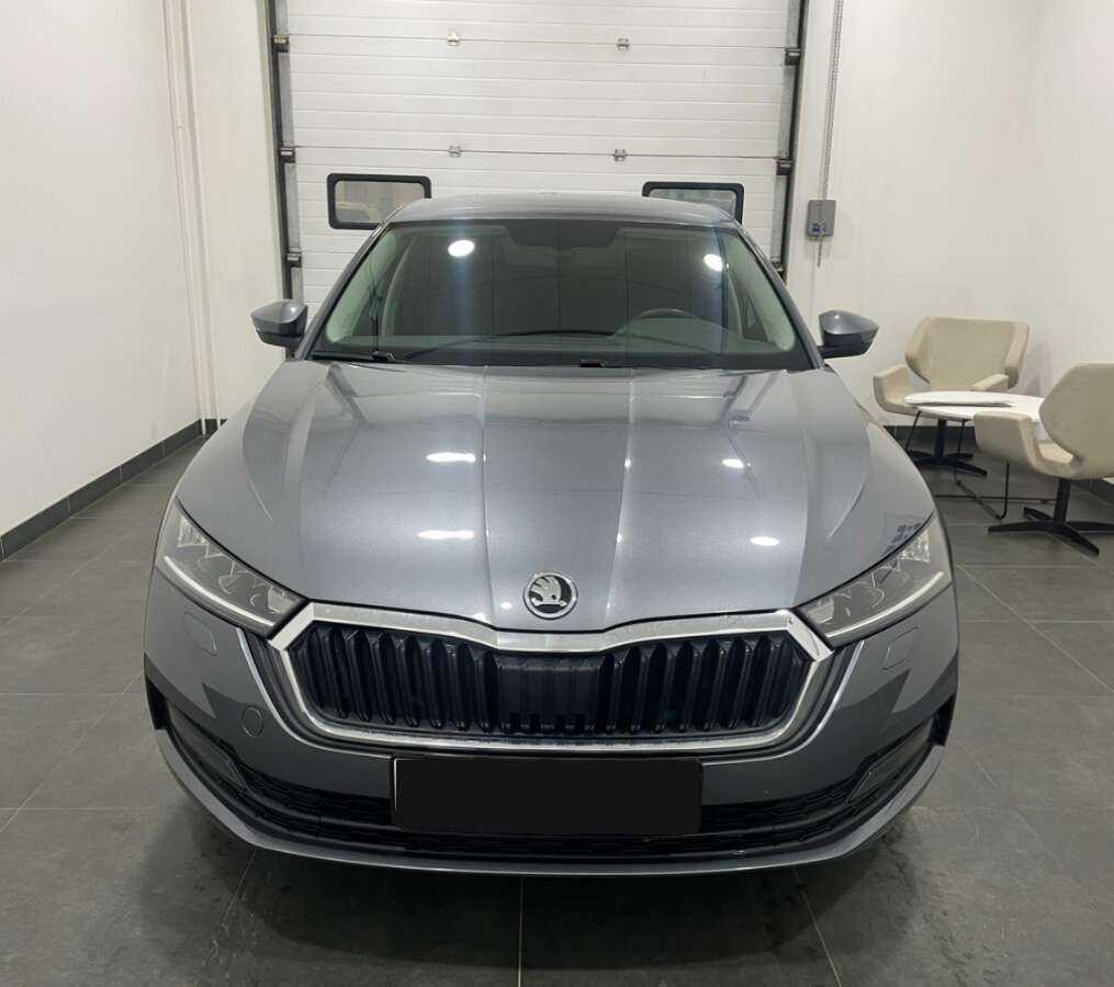 Skoda Octavia с пробегом — 2021 год. Фото: #1