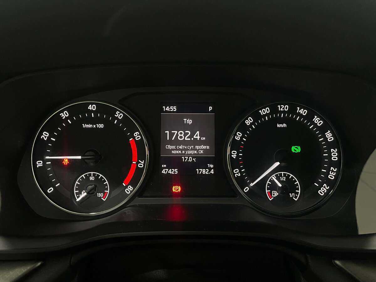 Skoda Octavia с пробегом — 2021 год. Фото: #3