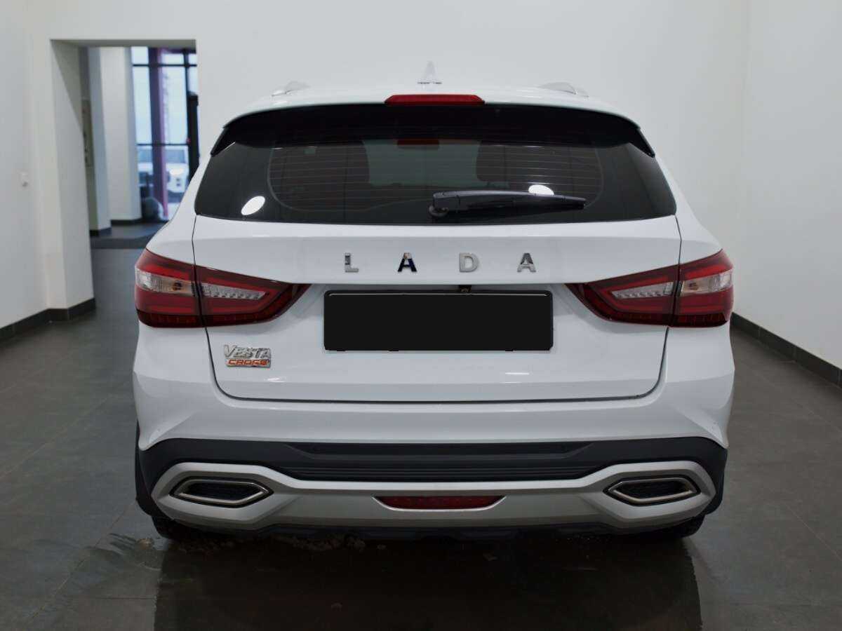 Lada (ВАЗ) Vesta с пробегом — 2023 год. Фото: #3