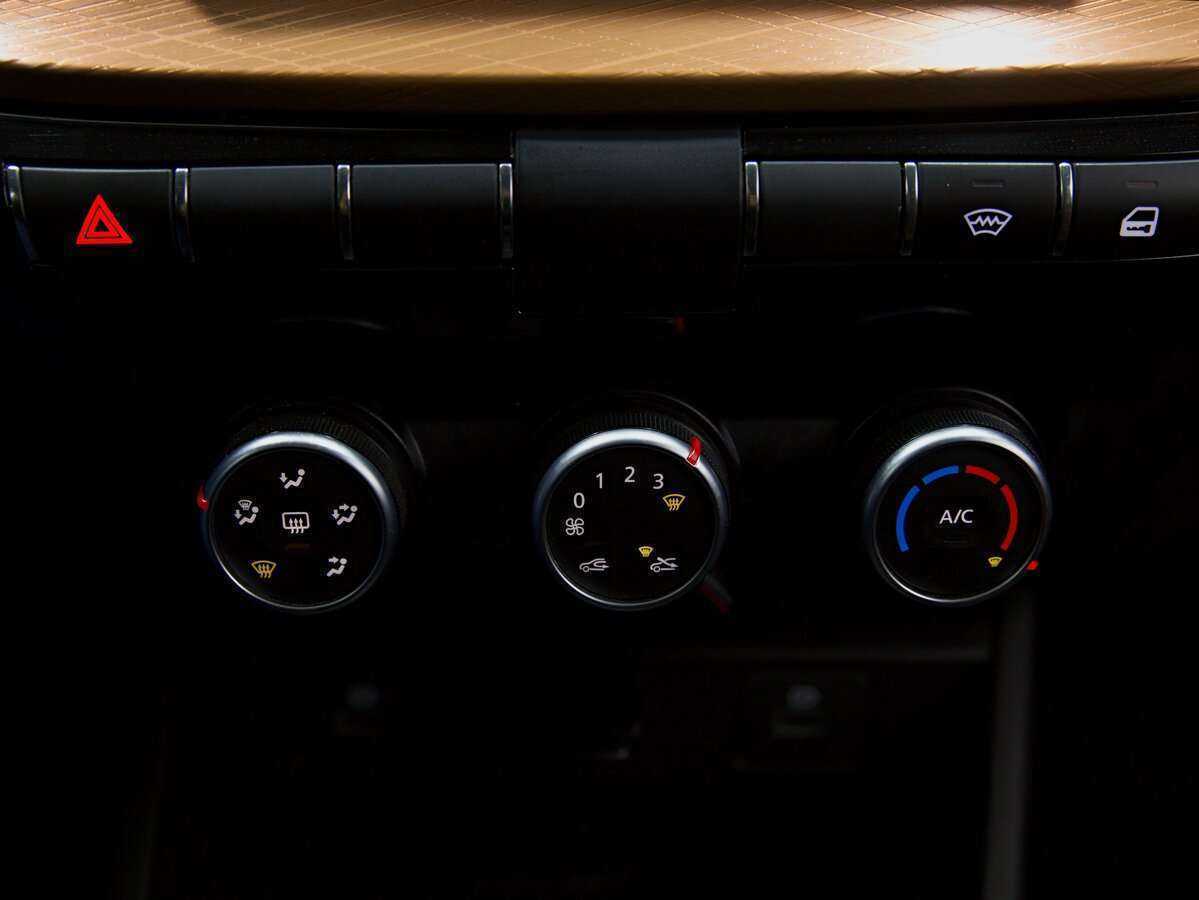 Lada (ВАЗ) Vesta с пробегом — 2023 год. Фото: #8