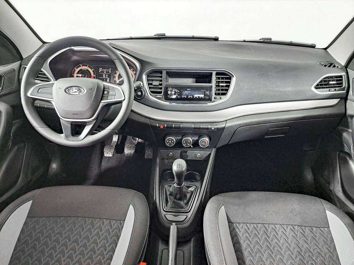 Lada (ВАЗ) Vesta с пробегом — 2023 год. Фото: #13