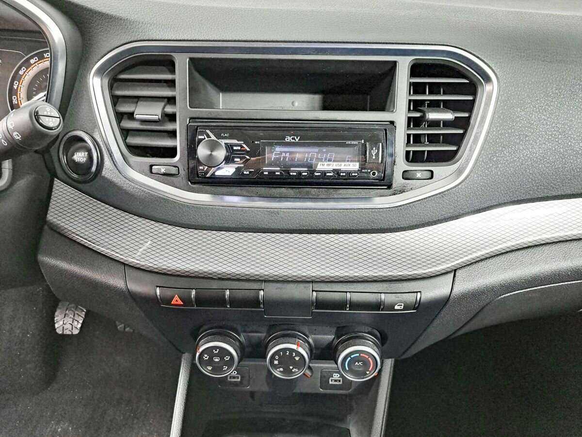 Lada (ВАЗ) Vesta с пробегом — 2023 год. Фото: #14