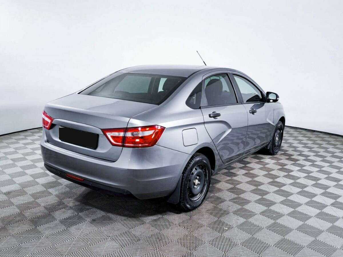 Lada (ВАЗ) Vesta с пробегом — 2017 год. Фото: #4