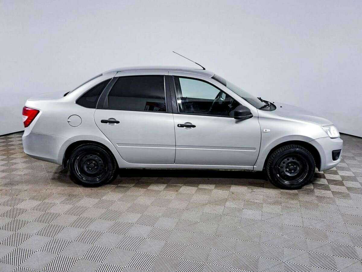 Lada (ВАЗ) Granta с пробегом — 2018 год. Фото: #3