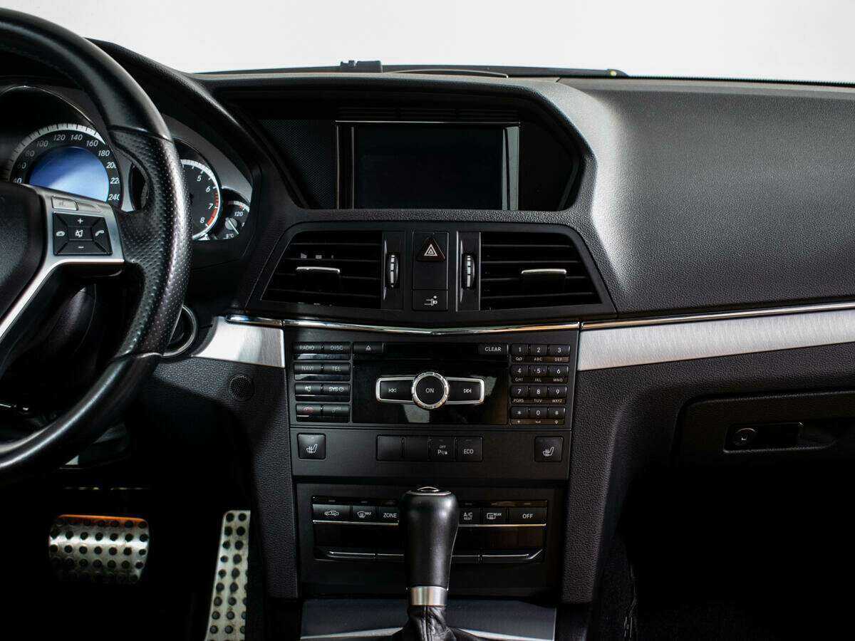 Mercedes-Benz E-Класс с пробегом — 2012 год. Фото: #10